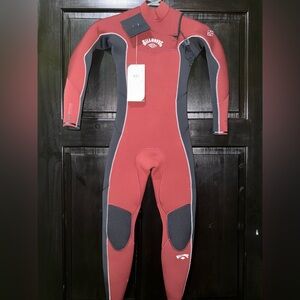 Billabong Crimson and Black Wet Suit Boys